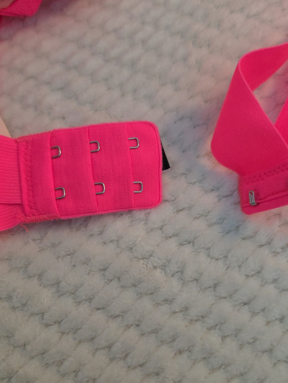 Victoria Secret Women’s Lace Push-Up Bra - Neon Pink Brand New - Picture 6 of 6